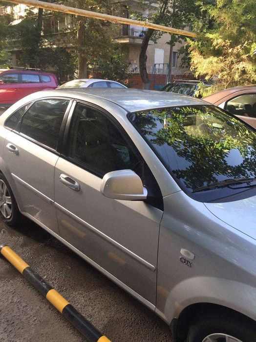 Продаю Lacetti  Jentra 2015. 2позиц.