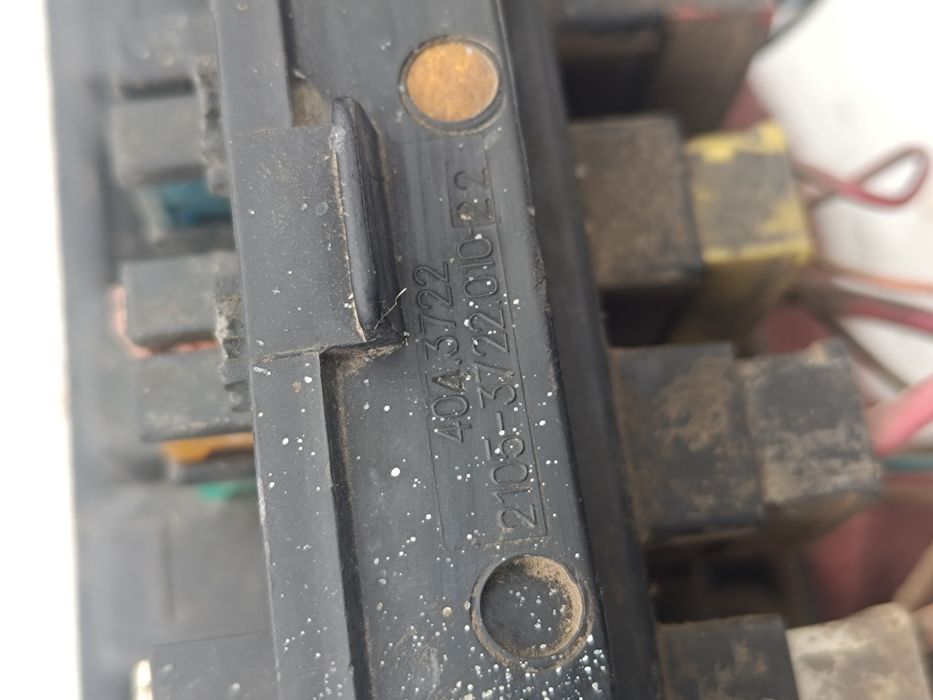 Блок предохранителей ВАЗ 2105