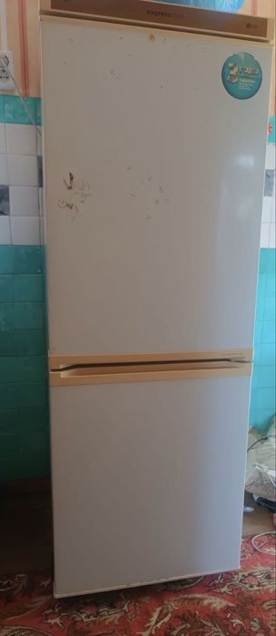 Продам холодильник в хорошем, рабочем состоянии