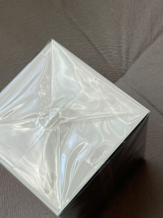 Продам аромат Armani Prive