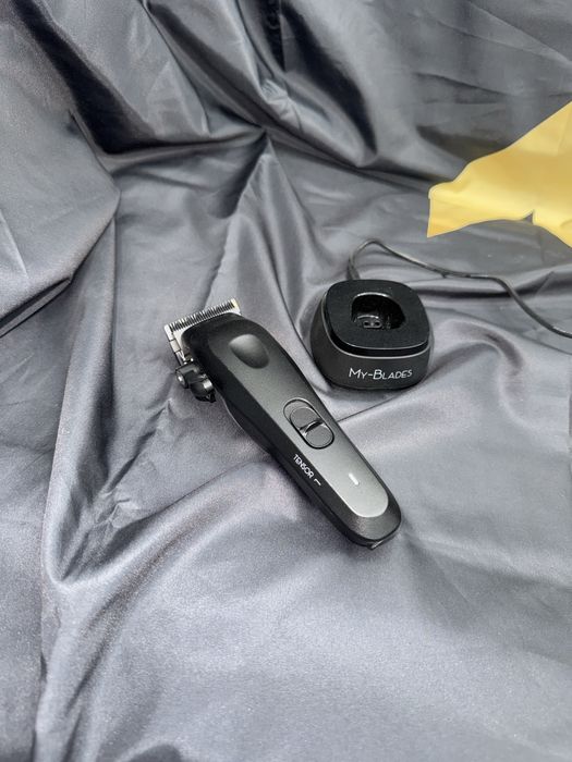 Masina de tuns TENSOR 1, cu AI