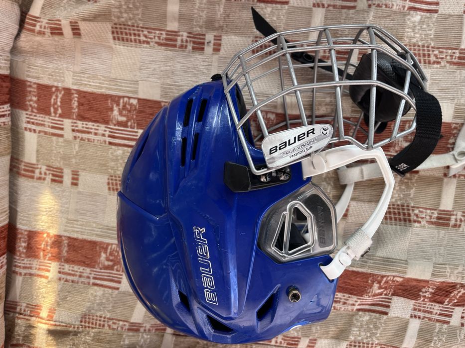 Хоккейная форма CCM коньки Ваuer