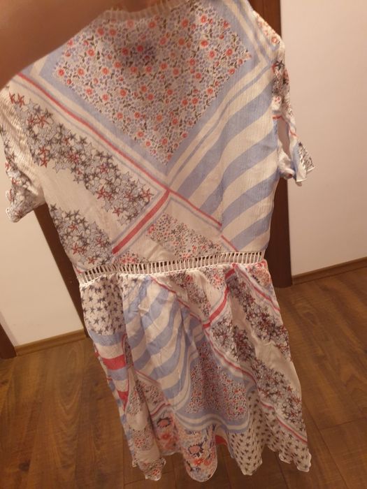 Rochita tommy hilfiger marimea xs