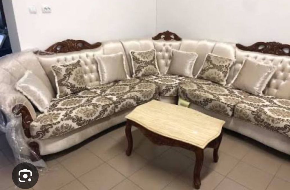 Vand coltar stil baroc