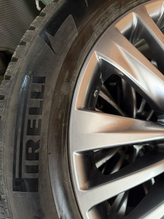 Комплект диски+резина Toyota r20