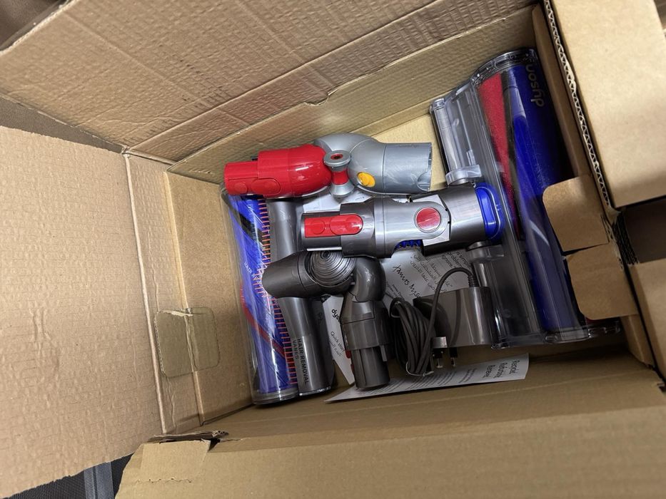 Dyson V10 Absolute
