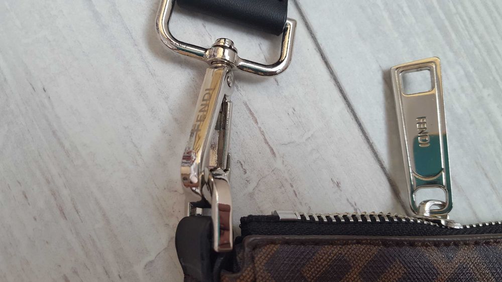 Нова оригинална мъжка кожена чанта FENDI MESSENGER BAG