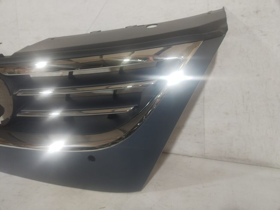 Grila radiator VW Passat CC 2008, 2009, 2010, 2011, 2012 Piesa noua in stoc