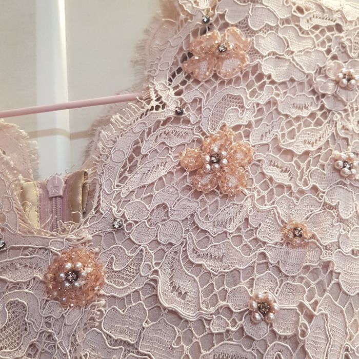 Платье нарядное...