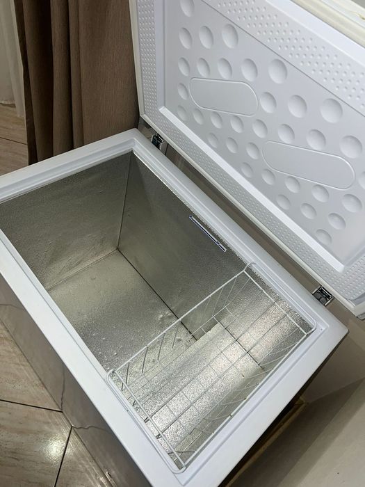 Шкаф-холодильный типа "ларь'