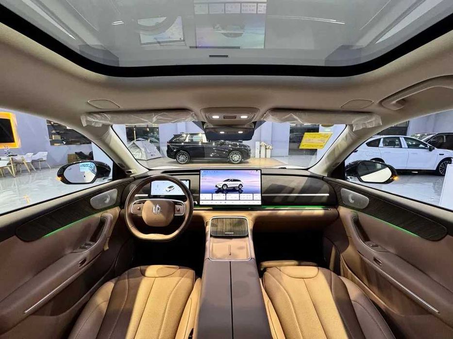 Leapmotor C11 Hybrid 300km pod zakaz