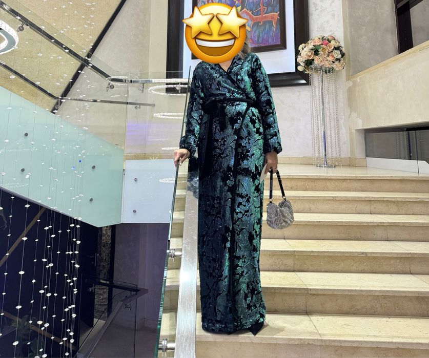 Продам классное платье из пайеток