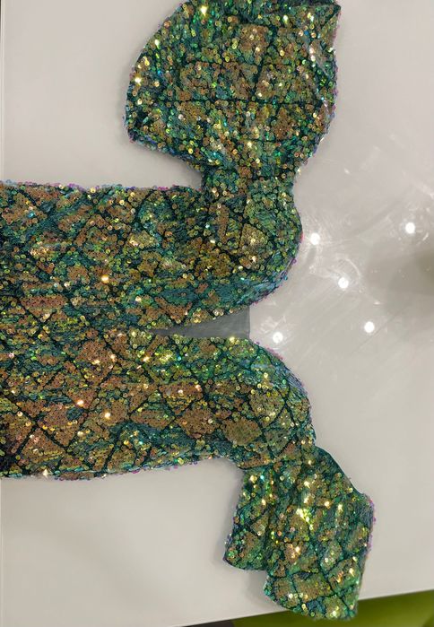 Официална рокля.