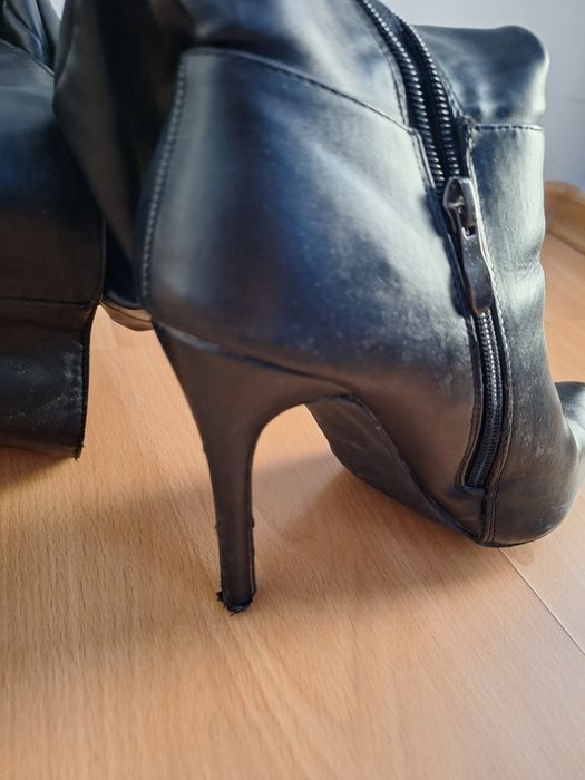 Cizme lungi negre elegante toc subțire mărimea 39