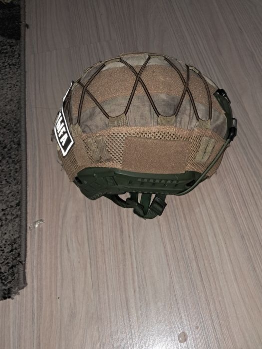 Каска военный ...