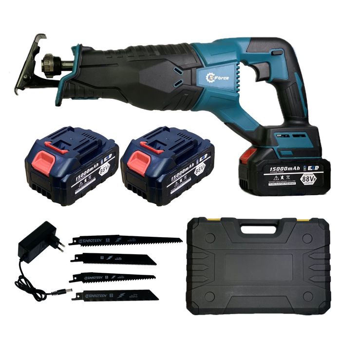 Fierastrau sabie XForce, taie Oase/Metal/Lemn, 2 Baterii 4Ah, 4 panze