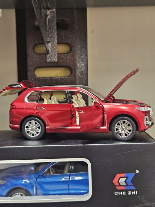 Macheta Bmw X7 1:24