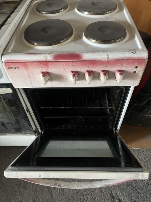 Продам газ плиту