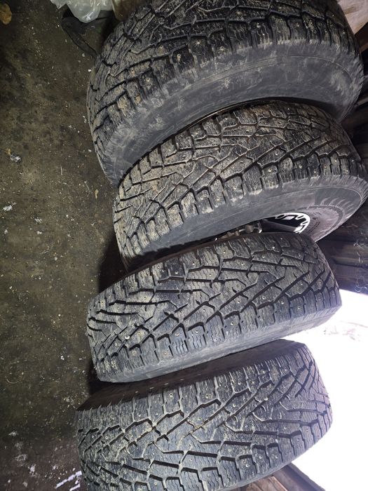 Комплект дисков с резиной.