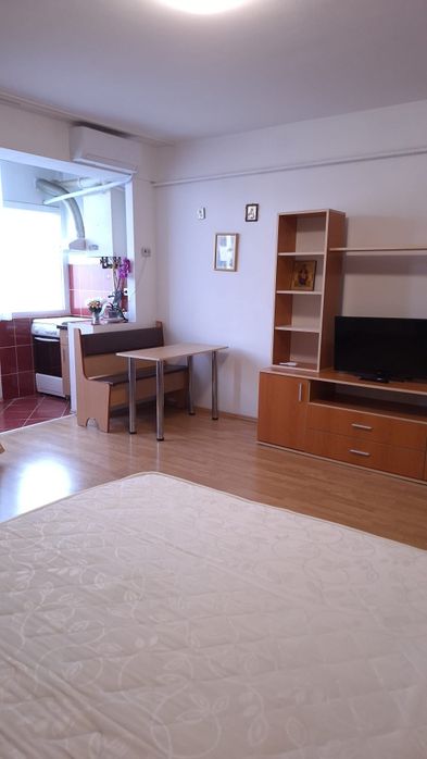 Inchiriez Garsoniera Gavana 3cu centrala proprie