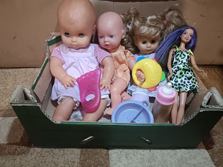Lot fetițe bebeluși,papusi