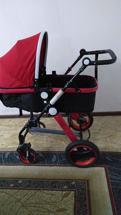 Детская коляска .