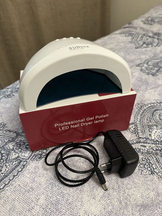 Led/uv лампа для маникюра