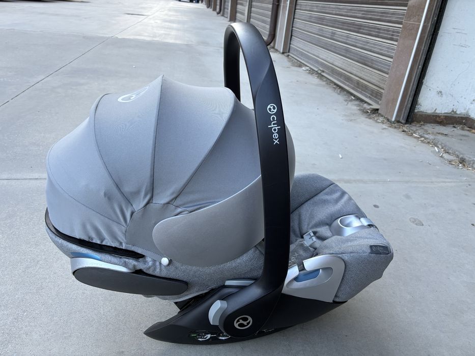Cybex Cloud Z i-Size + база