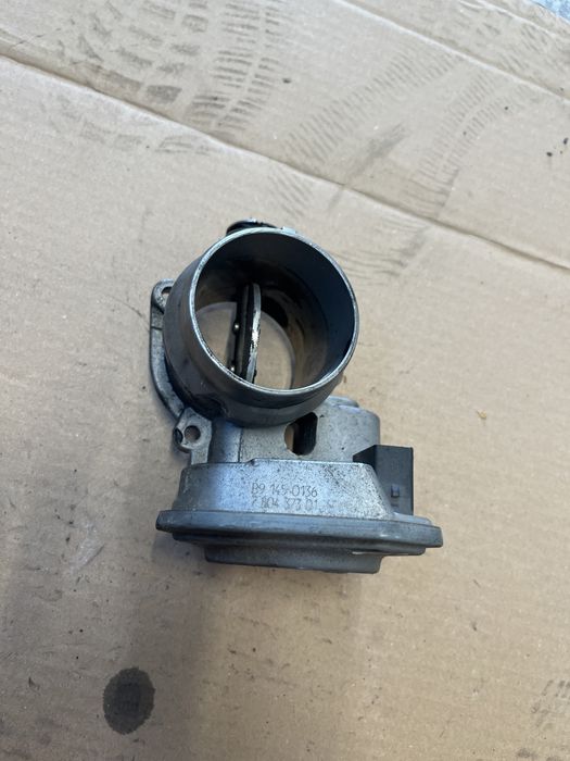 Clapeta acceleratie BMW Seria 3 E90 2.0d