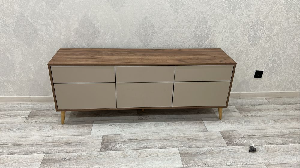 Продам тумба под телевизор