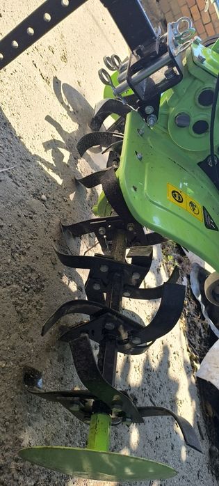 Продавам чисто нова фреза Тунджа 7 к.с