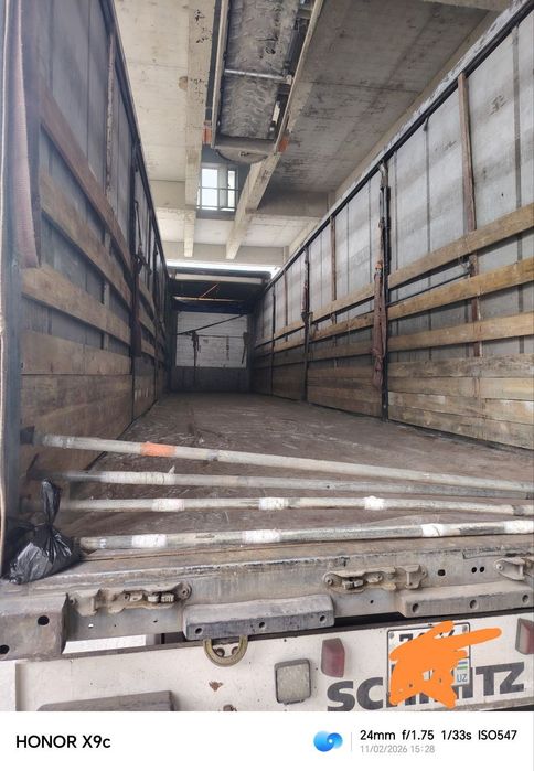 Прицеп SCHMITZ Сотилади 
 Йили: 2004