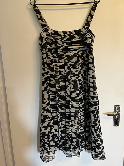 Vand rochie Etam marimea S/36