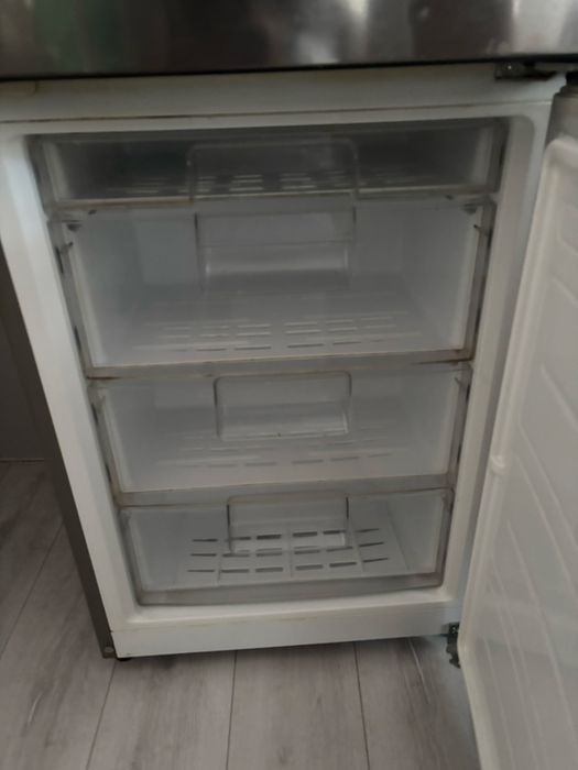 Продается холодильник