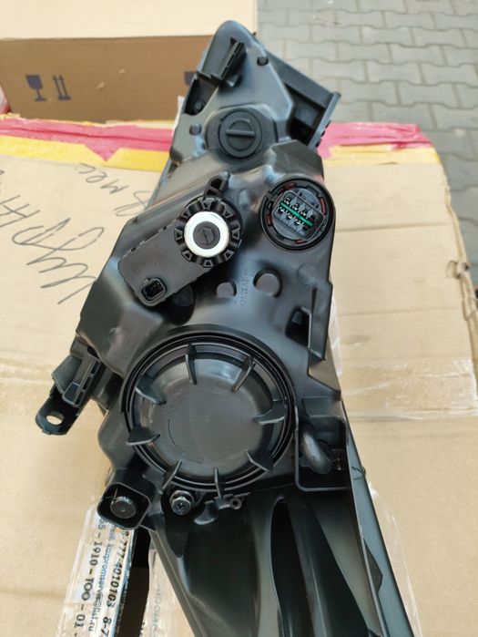 Акцент рестайлинг фара линзовые