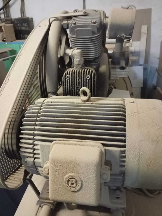 Compresor 2000L functional