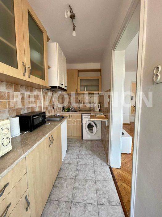Дава се под наем Тристаен апартамент в Варна, Център - 74 кв.м за 510 € - Снимка #8