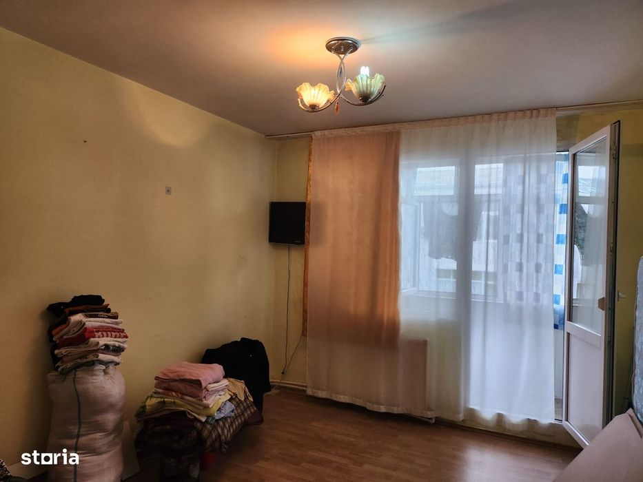 Apartament 3 camere, balcon, Republicii, Bacău