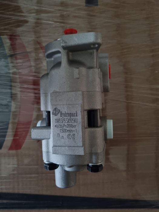 Pompa hidraulica Kubota ax z16