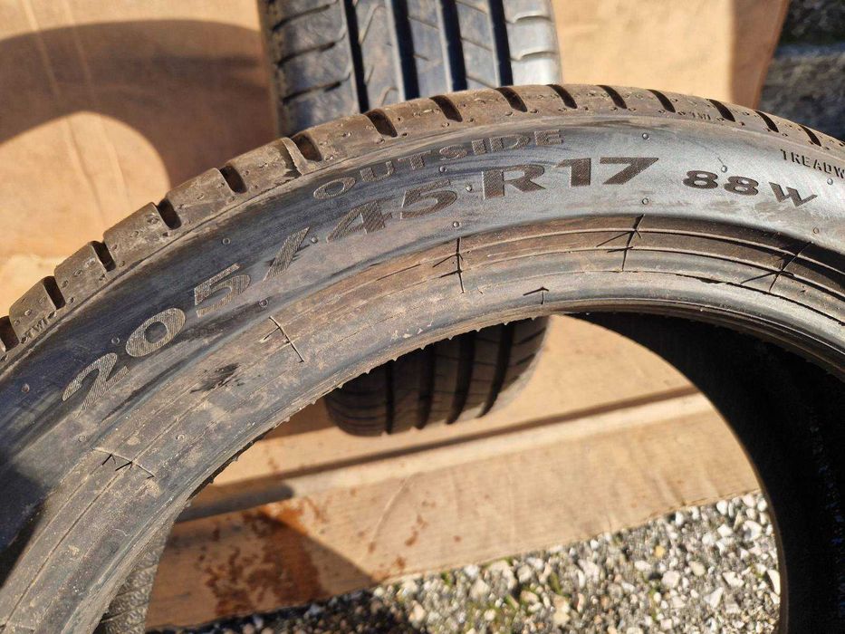 2 Pirelli R17 205/45 Летни гуми  DOT3823