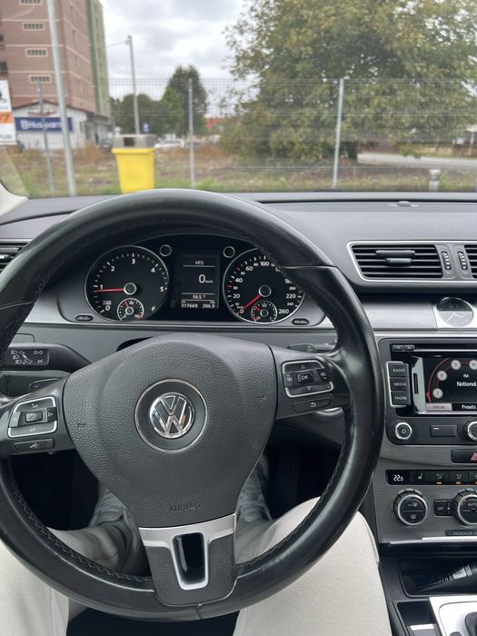 Volkswagen Passat 2.0 TDI 140 CP