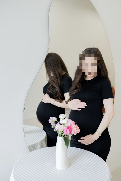 Черное платье без ничего