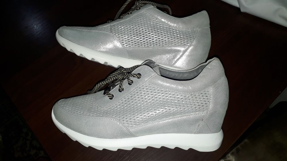 Женская обувь кроссовки турецкие