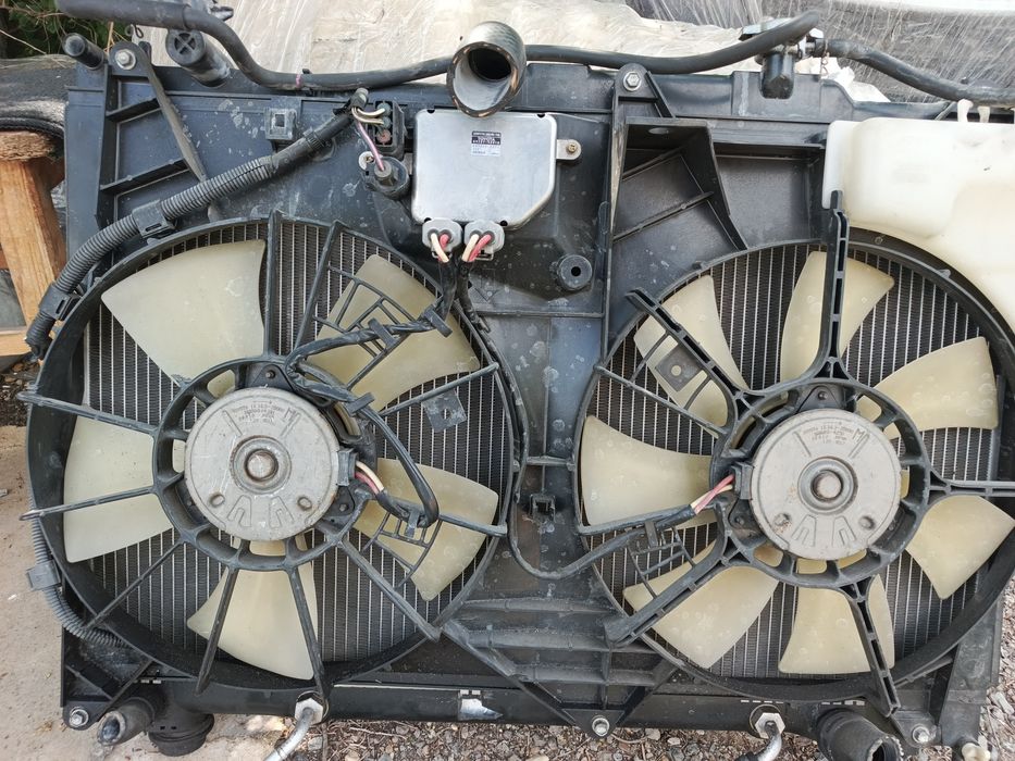 Toyota Estima Previa бампер .Естима превиа  бампер Гибрид