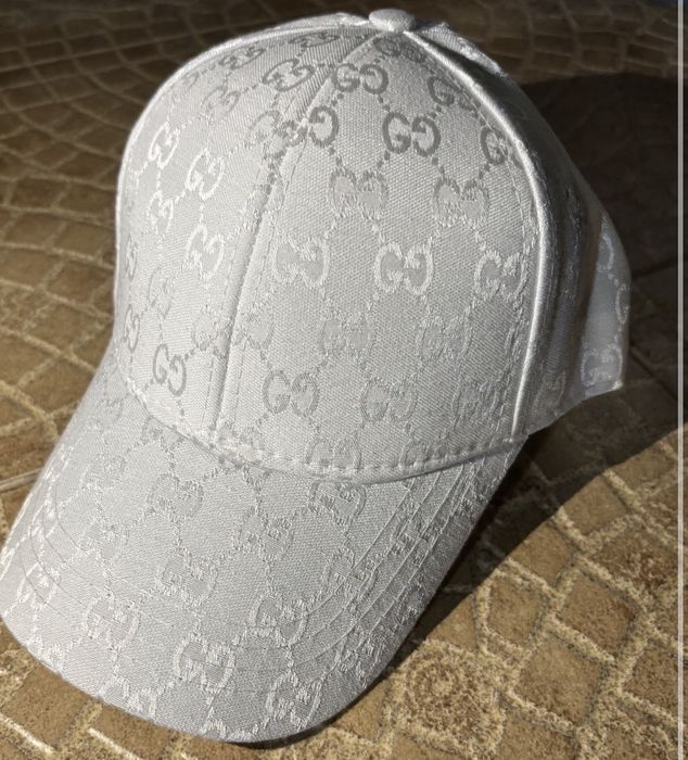 Sapca gucci white