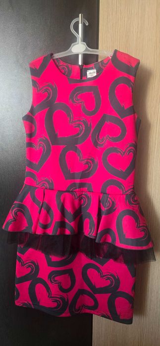 Елегантна рокля за момиче 152 см.