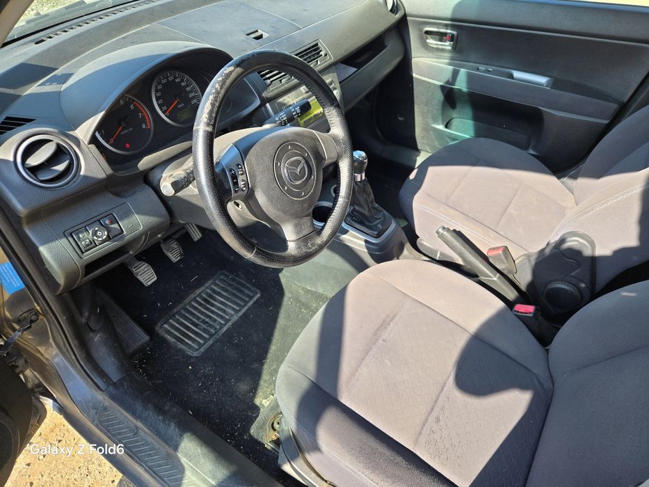 Мазда 2 1.4 бензин 80 к.с./ Mazda 2 На части!