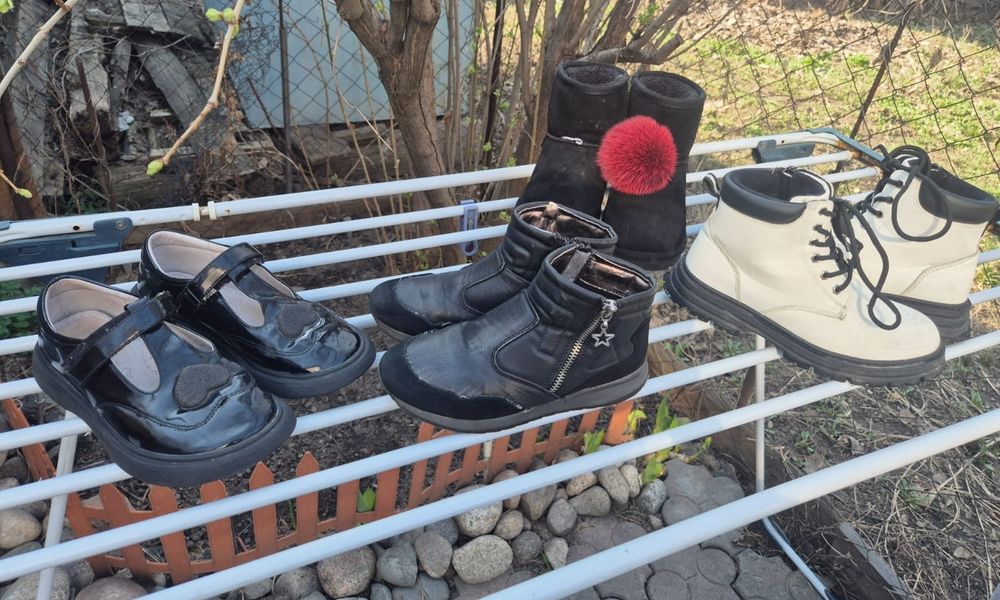 Обувь детская на девочку.