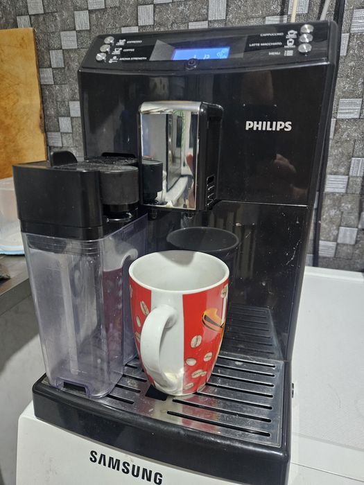 Продам кофемашина филипс