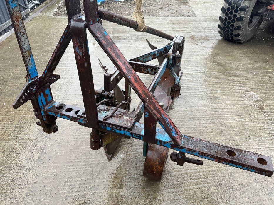 Plug 2 Brazde Simplu